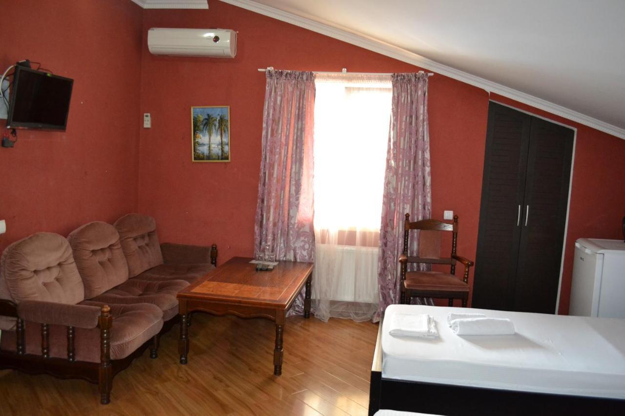 Hotel Isaka Tbilisi Eksteriør bilde