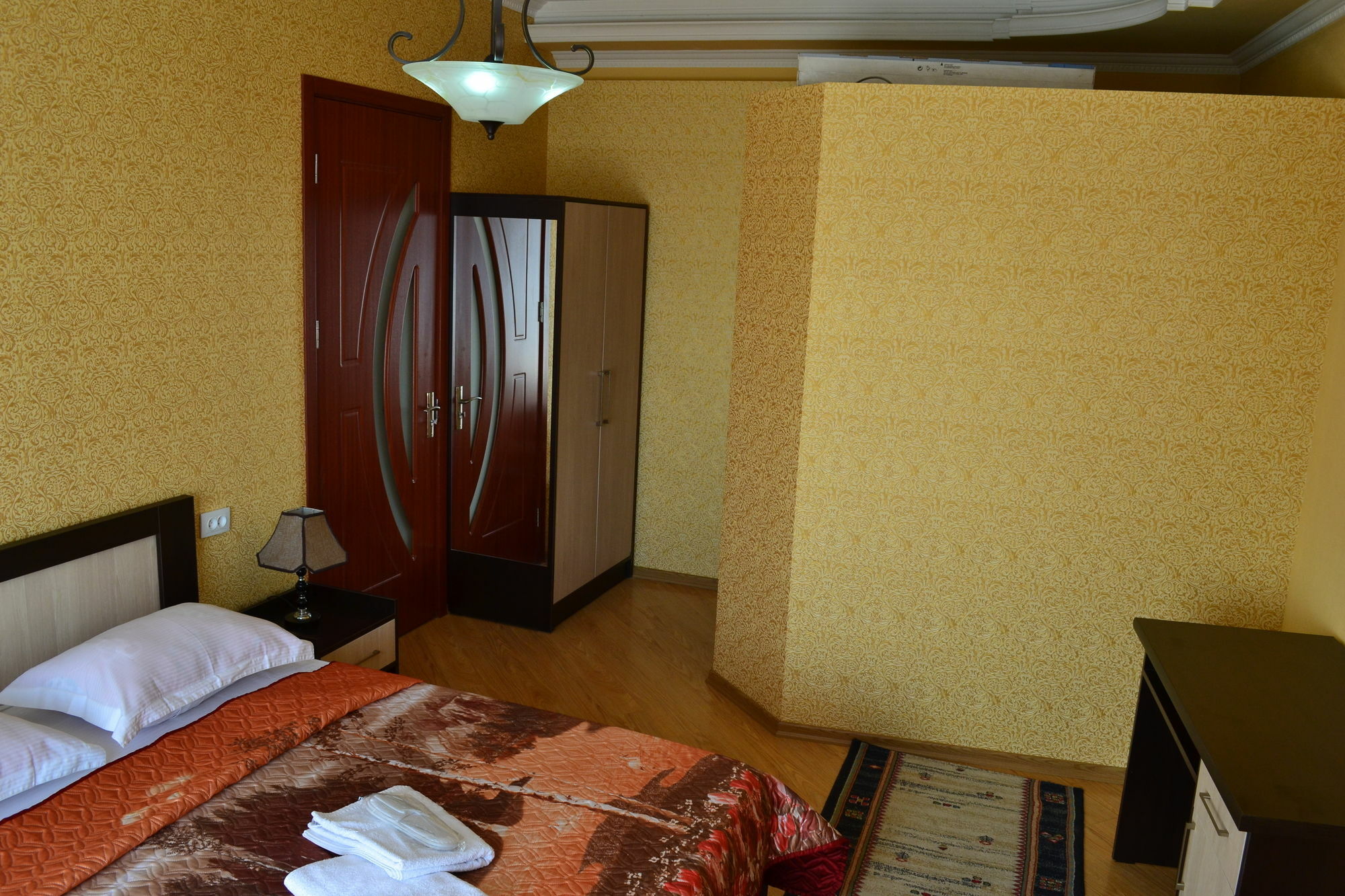 Hotel Isaka Tbilisi Eksteriør bilde