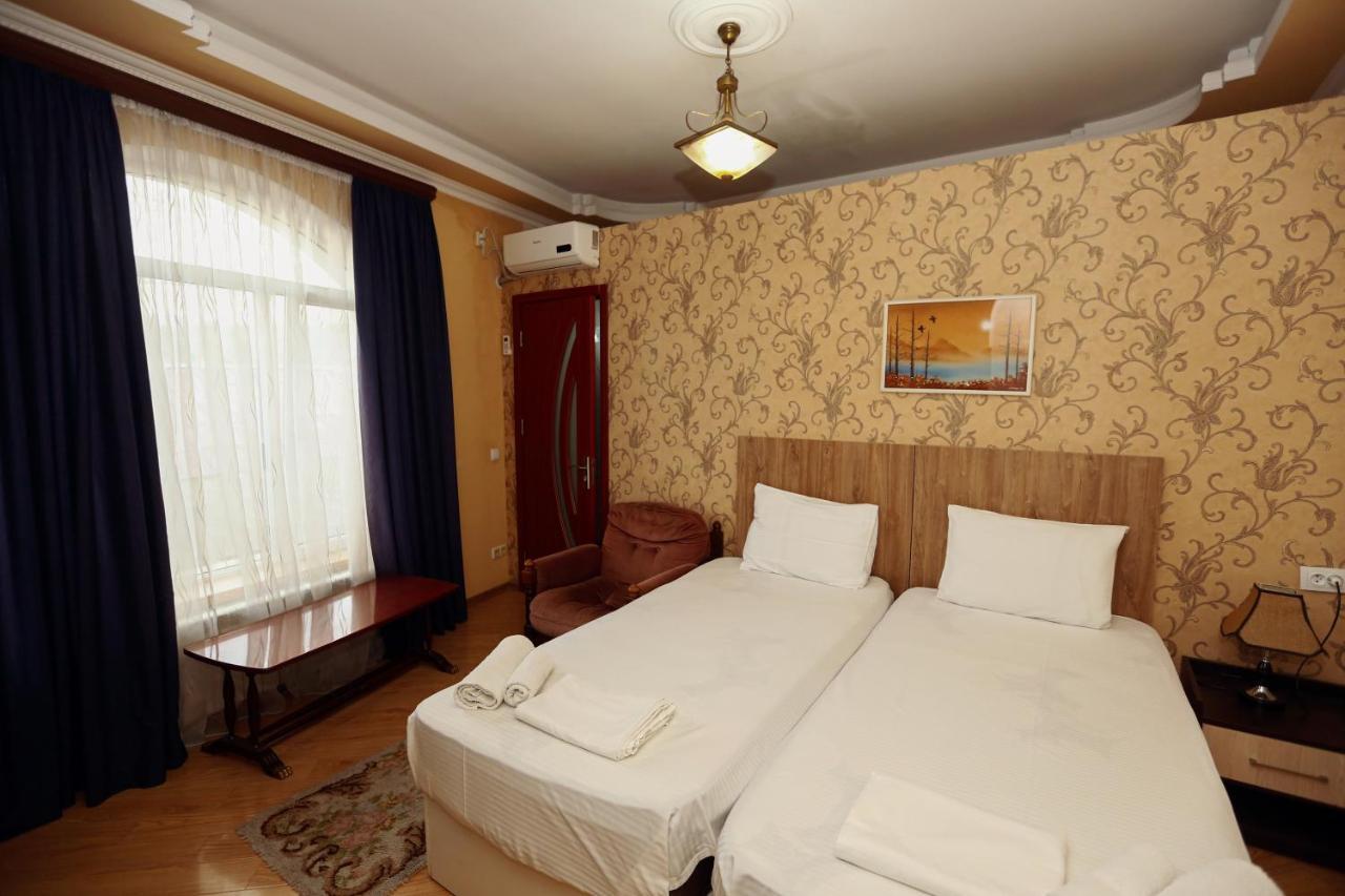 Hotel Isaka Tbilisi Eksteriør bilde