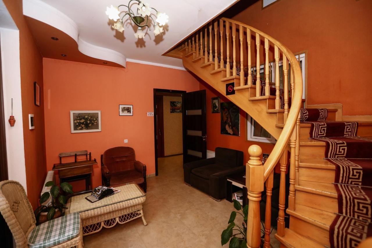Hotel Isaka Tbilisi Eksteriør bilde