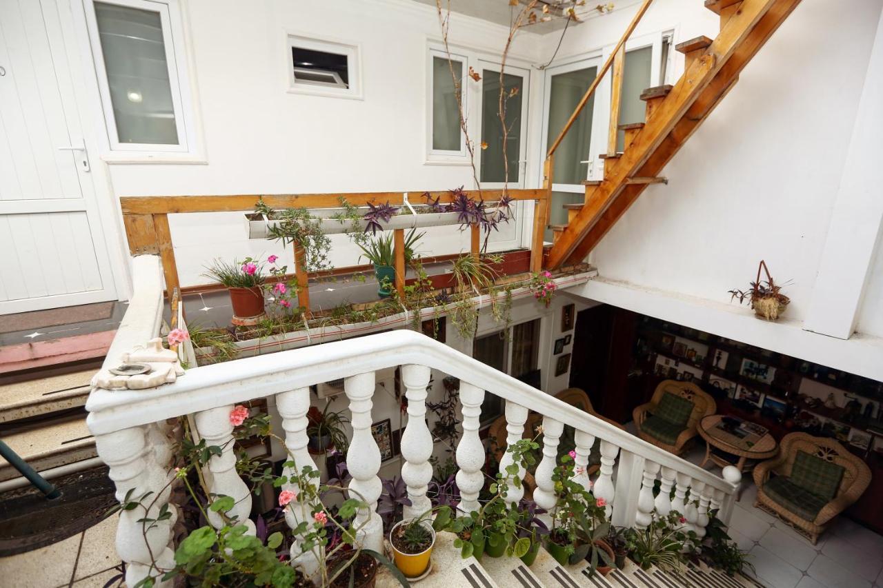 Hotel Isaka Tbilisi Eksteriør bilde