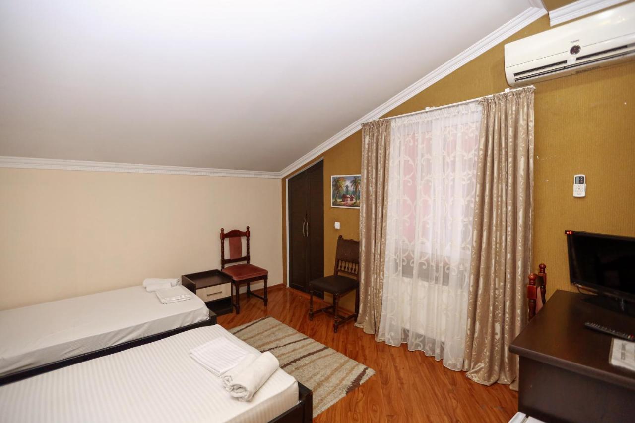 Hotel Isaka Tbilisi Eksteriør bilde