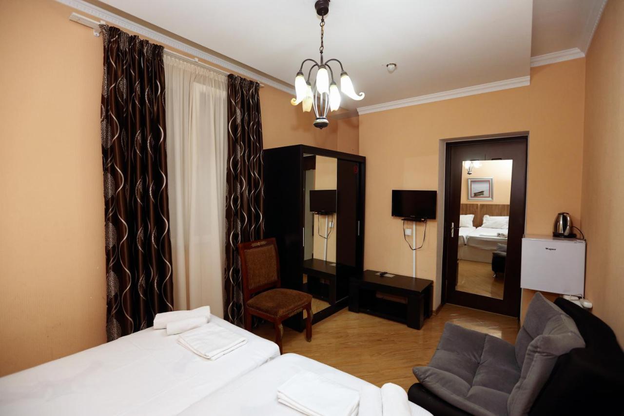 Hotel Isaka Tbilisi Eksteriør bilde